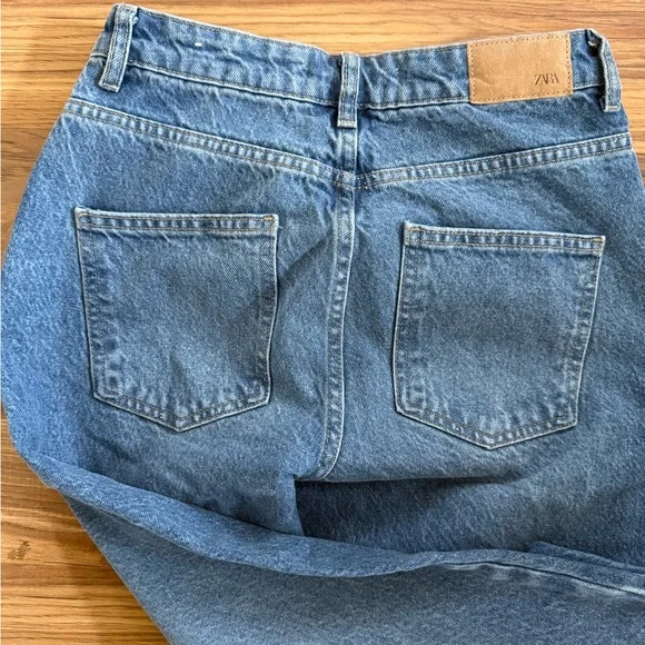 Zara Blue Wide Leg Flare Jeans - Picture 4 of 4